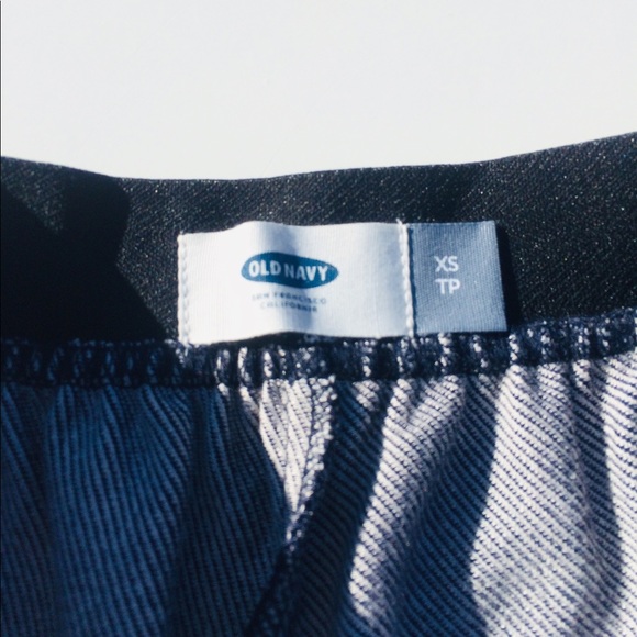 Old navy pinstripes pants - Picture 6 of 8